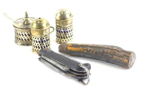 A horn handle pen knife, when closed 11cm long, a further double bladed knife, plated preserve set, etc.