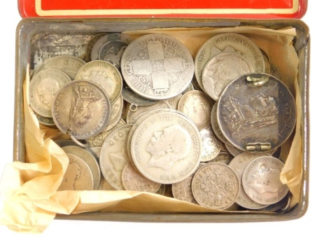 Various coins, GB three decimal Victorian and later, silver threepenny bits, Victorian shilling 1900, 1987 coin brooch, small quantity of world coins in a Craven tin, 11cm wide.