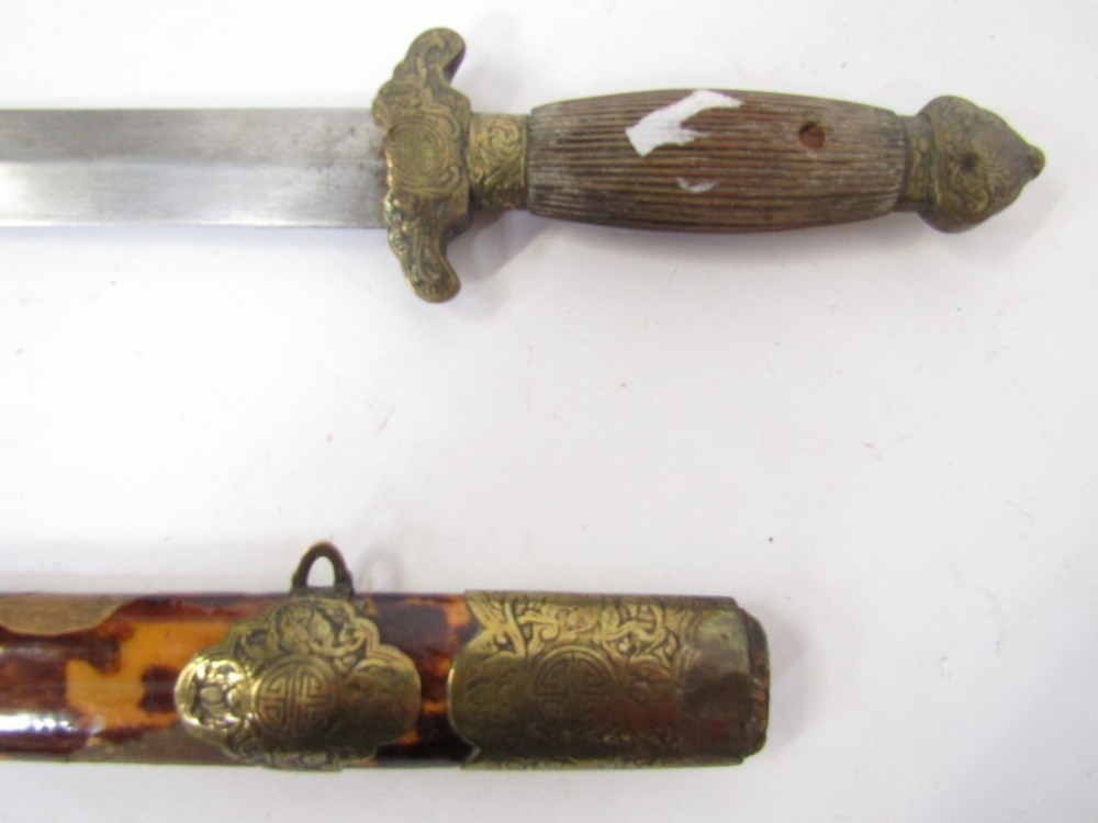 Tortoise Shell Pattern Sword An Oriental type short sword, with tortoiseshell scabbard.