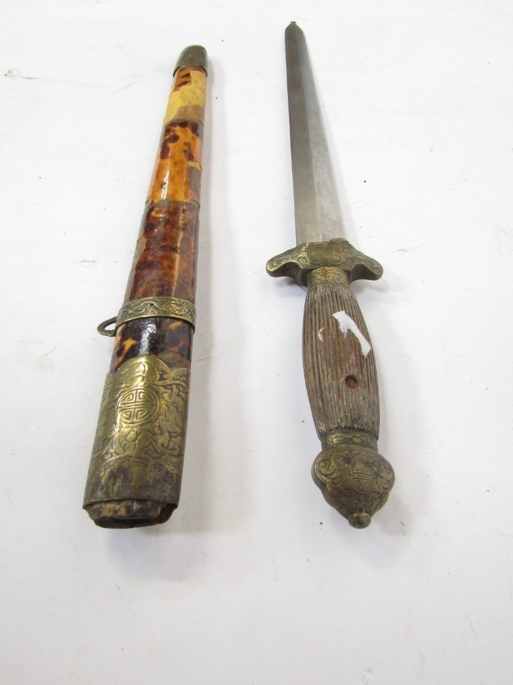 Tortoise Shell Pattern Sword An Oriental type short sword, with tortoiseshell scabbard.