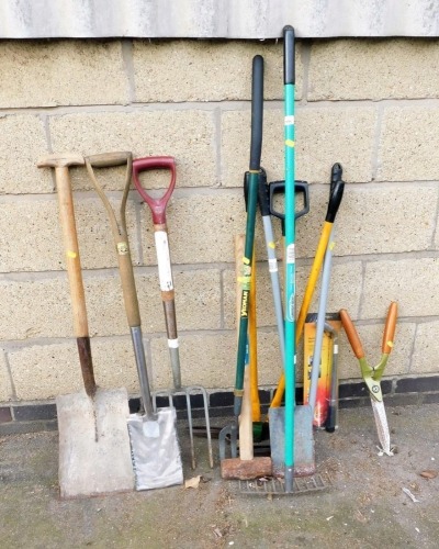 A quantity of garden tools, to include a fork, spade, rake, a master wheel wrench, etc. (a quantity)