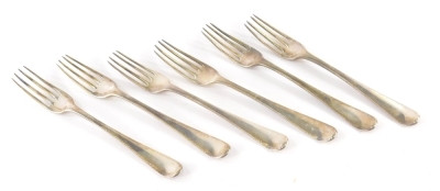 A set of six George III silver forks, old English pattern, London 1783, 19cm long, 13oz.