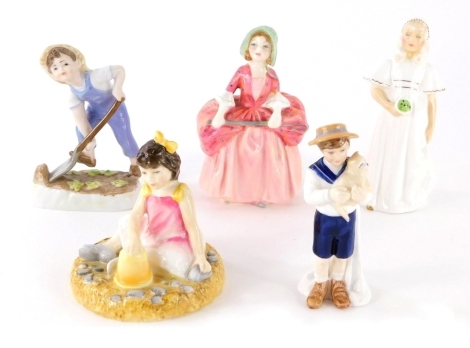 Various Royal Doulton figures, etc., On The Beach HN3877, 7cm high, Special Friend, various others, Royal Worcester Days of The Week Saturday Boy, etc. (5)