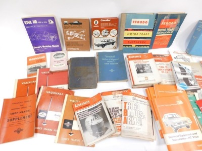 A group of motor car magazines and catalogues, to include The Ferado Motor Trade Catalogue, Dyke's Automobilia Encyclopaedia 21st Edition, Suspension Guides service books, motoring magazines, Austin Magazine, etc. (2 boxes) - 2