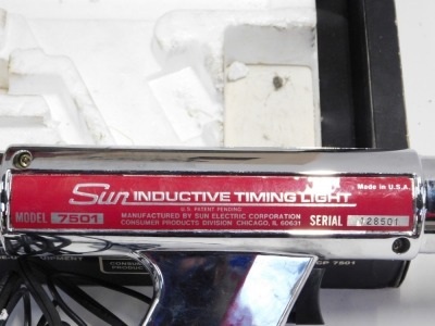 A Sun Inductive Timing Light, model CP701, boxed. - 3