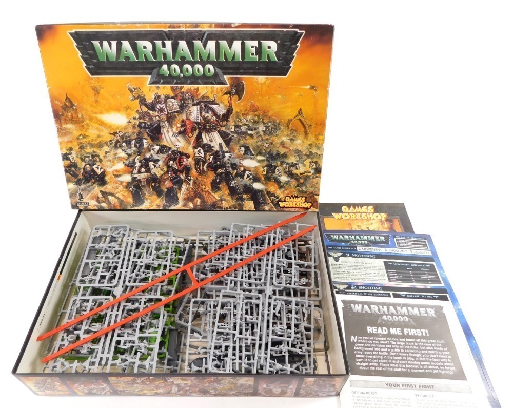 A Games Workshop Warhammer 40K 3rd Edition starter set, including