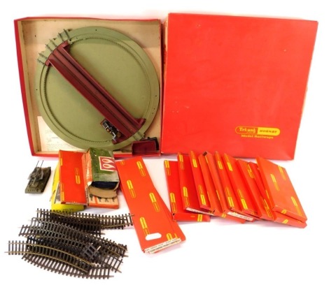 Tri-ang Hornby OO gauge track, points, and accessories, to include an electronically operated turntable, right hand points, wiring, etc. (1 box)