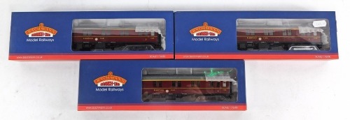 Bachmann Branchline OO gauge coaches, 39-500 BR mark I SLF coach, sleeping car, first class maroon, boxed. (3)