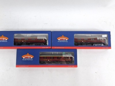 Bachmann Branchline OO gauge coaches, 39-500 BR mark I SLF coach, sleeping car, first class maroon, boxed. (3) - 2