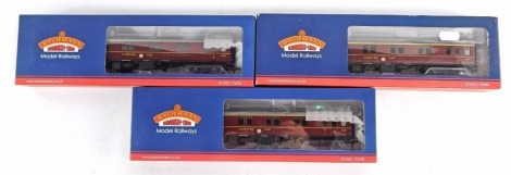 Bachmann Branchline OO gauge coaches, 39-500 BR mark I SLF coach, sleeping car first in maroon, boxed. (3)