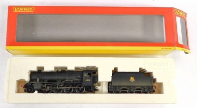 A Hornby OO gauge class 8F locomotive, 2-8-0, 48119, BR black, R2395, boxed.