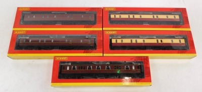 Hornby OO gauge Hawksworth coaches, comprising R4404 BR passenger brake W298W, R4404A BR passenger brake W316W, R4409 BR passenger brake W332W, R4409 BR passenger brake W425W and R4412 BR composite class W779W, boxed. (5)