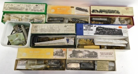 Various OO gauge metal kit build locomotive kits, including LNER P2, Pro scale LNER Peppercorn class A1, Nu-Cast, etc. (1 tray)