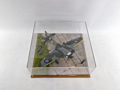 A 1:32 scale diorama of a Hawker Tempus Fighter Mark 5 fighter plane, in a perspex case. - 2