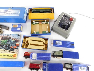 Hornby dublo accessories and rolling stock, to include island platform, horse box, bogie bolster wagons, and a Marshall 3 power control unit by Meccano, etc. (1 tray) WARNING! This lot contains untested or unsafe electrical items. It is supplied for sc - 2