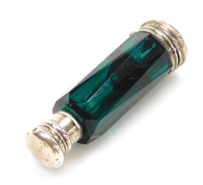 A Victorian green faceted glass double ended scent and smelling salts bottle, 10cm wide.