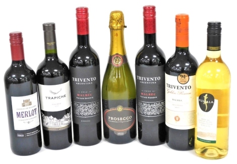 Seven bottles of wine, to include Bulgarian Merlot, Trevento Malbec (3), bottle of Prosecco and a bottle of Kumala Chenin Blanc Chardonnay, Sauvignon.