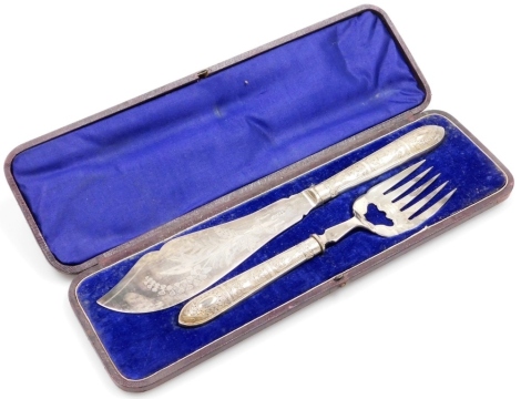 A pair of Victorian silver plated fish servers, in a fitted box.