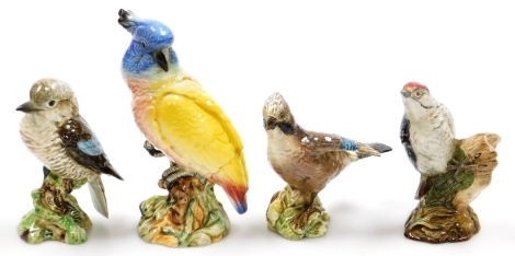 Four Beswick birds, comprising a Kookaburra, Jay, Woodpecker, and a Cockatoo. (Cockatoo AF)