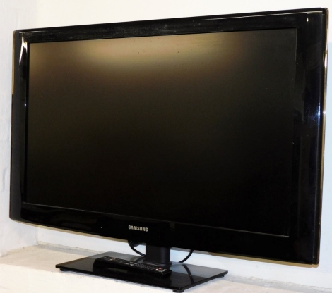 A Samsung 40" television, with remote.