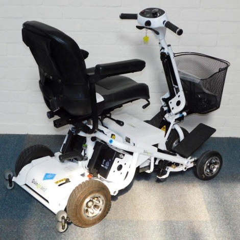 A Quingo Air II mobility scooter, Class II, with key, charging cable, two additional batteries and basket.