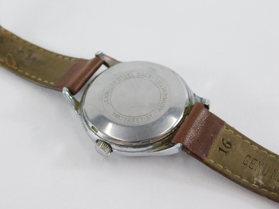 A vintage Omega gentleman's wristwatch, with 3cm diameter Arabic dial, brown leather strap and stainless steel case. - 3