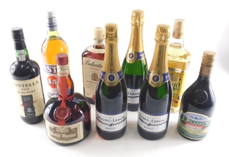 Various alcohol, bottle of Tia Maria, three bottles of Duval-Leroy Brut, Ballentines Finest, etc. (9)