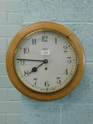 A Smiths of Enfield light oak wall clock, key wind movement.