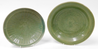 Three graduated celadon dishes, two with incised or moulded decoration, 38cm, 30cm and 27cm. (3) - 2