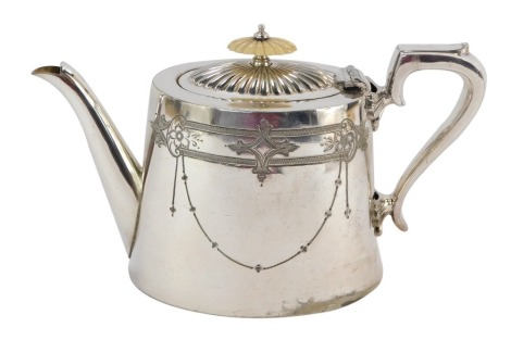 A 19thC silver plated teapot, with hammered detail and ivory knop, 14cm high.