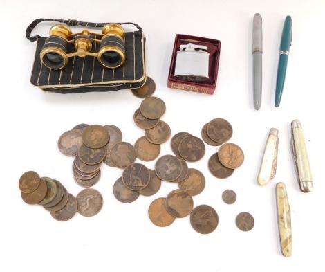 Coins and trinkets, comprising a silver and mother of pearl handled penknife, pennies, halfpennies, two fountain pens, etc. (a quantity)