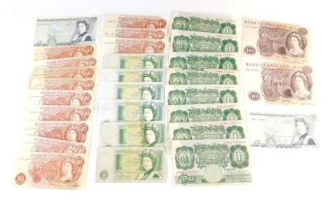 A group of bank notes, comprising a Bank of England unsigned £5 note, serial no DE72448441, twelve Bank of England ten shilling notes, six Bank of England £1 notes for Cashier Samousov, six Chief Cashier O'Brien £1 Bank of England notes, two Beace Cashier