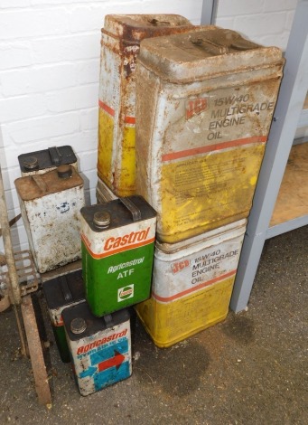 A group of vintage oil cans, Castrol, Agricastrol, Agricastrol Hydrochloric oil, JCB multi grade engine oil, etc, (AF). (a quantity)