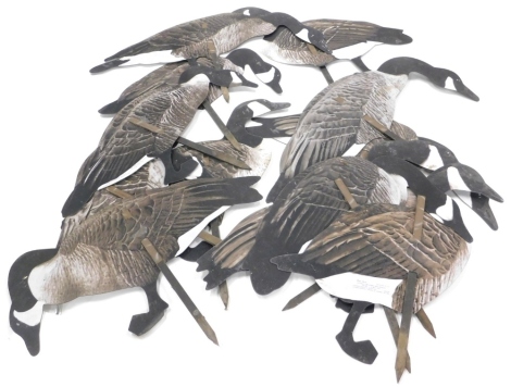 Various card geese decoys, 47cm high, etc. (a quantity)