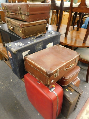 Various trunks and cases, etc.