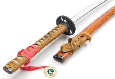 A modern Japanese Samurai sword, with cast alloy subha tsuba and simulated shark skin handle, 106cm long, and a similar matching smaller example, 70cm long. - 2