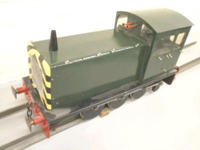 A 5" gauge garden railway kit built electric shunting engine