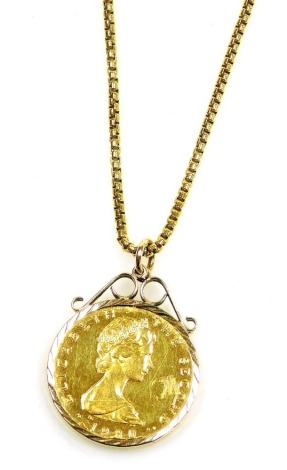 An Elizabeth II Isle of Man gold one pound coin 1980, in a 9ct gold pendant mount, together with a plated box link neck chain, gold weight 9.4g.