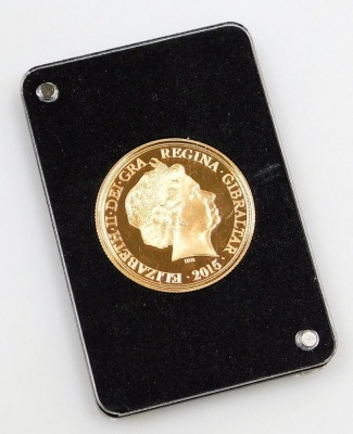 A 2015 Winston Churchill commemorative gold half crown, in fitted box with outer box, lacking certificate. - 3