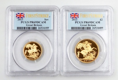 A Royal Mint 2013 gold sovereign collection, comprising double sovereign, sovereign, half sovereign and quarter sovereign, limited edition no. 121/200, in fitted box with certificate and outer box. - 2