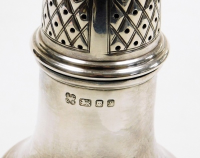 An Elizabeth II silver sugar caster, of baluster form on a stepped base, London 1972, 16cm high, 3¾oz. - 2