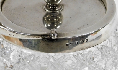 An Edward VII silver mounted and cut glass biscuit barrel, Birmingham 1903, 16cm high. - 2