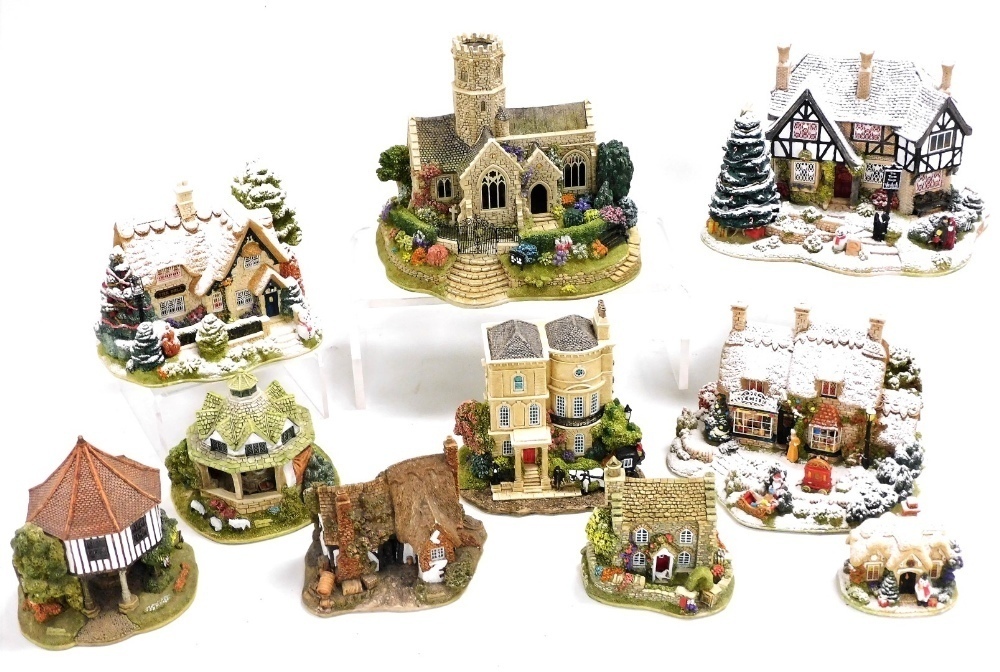 A group of Lilliput Lane cottages, to include The Three Kings