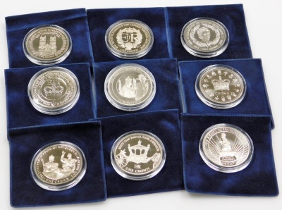 A group of commemorative coins or medallions, Royal Family related. (a quantity)