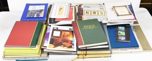 Various art publications, art books and framing guides.