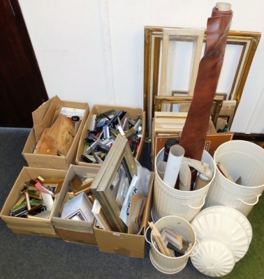 A residual shop stock of picture frames, framing accessories, samples, materials, etc. (a quantity)