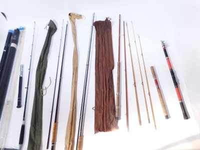 A group of fishing rods, comprising Shakespeare Sigmo boat 1470/020, split cane rod, red split cane rod, fibre glass rod, etc. (a quantity) - 5