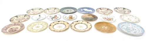 A group of plates, to include a pair of Coalport 19thC cabinet plates, each with gilt highlighted border, other 19thC plates, blue and white collectors plates, set of three Goebel Bird collectors plates, Royal Doulton cabinet plates, etc. (a quantity)