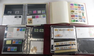 Various stamps, world used to include India, other mid to late 20thC, Kenya, Hungary, further album of various GB covers and stamp sets, various other souvenir packs, Belgium, 1970's and other first day covers etc. (4 albums)