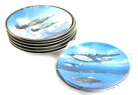 Various Bradex Huxley limited edition RAF plates, 20cm diameter, with certificates, various others. (a quantity)